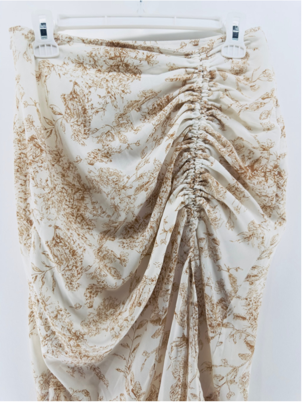 NWT BooHoo TOILE White & Brown SEXY Floral Ruched PORCELAIN CINCH Skirt WOMENS 6 - Picture 2 of 7